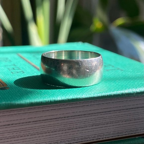 Vintage 14KP (Plumb) White Gold 6mm Wide Solid Band Ring Size 7 Unisex/Wedding - Picture 1 of 8